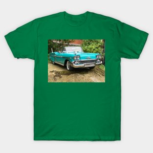Drop top US turquoise 1950’s car T-Shirt